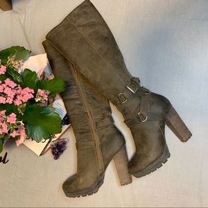 Steve Madden High Heel Boot • Knee High • Buckles